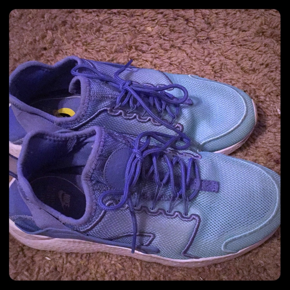 Nike Huarache Shoes